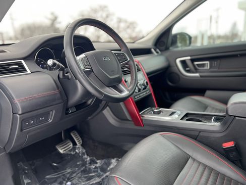 Used 2019 Land Rover Discovery Sport HSE Luxury Dynamic image 18