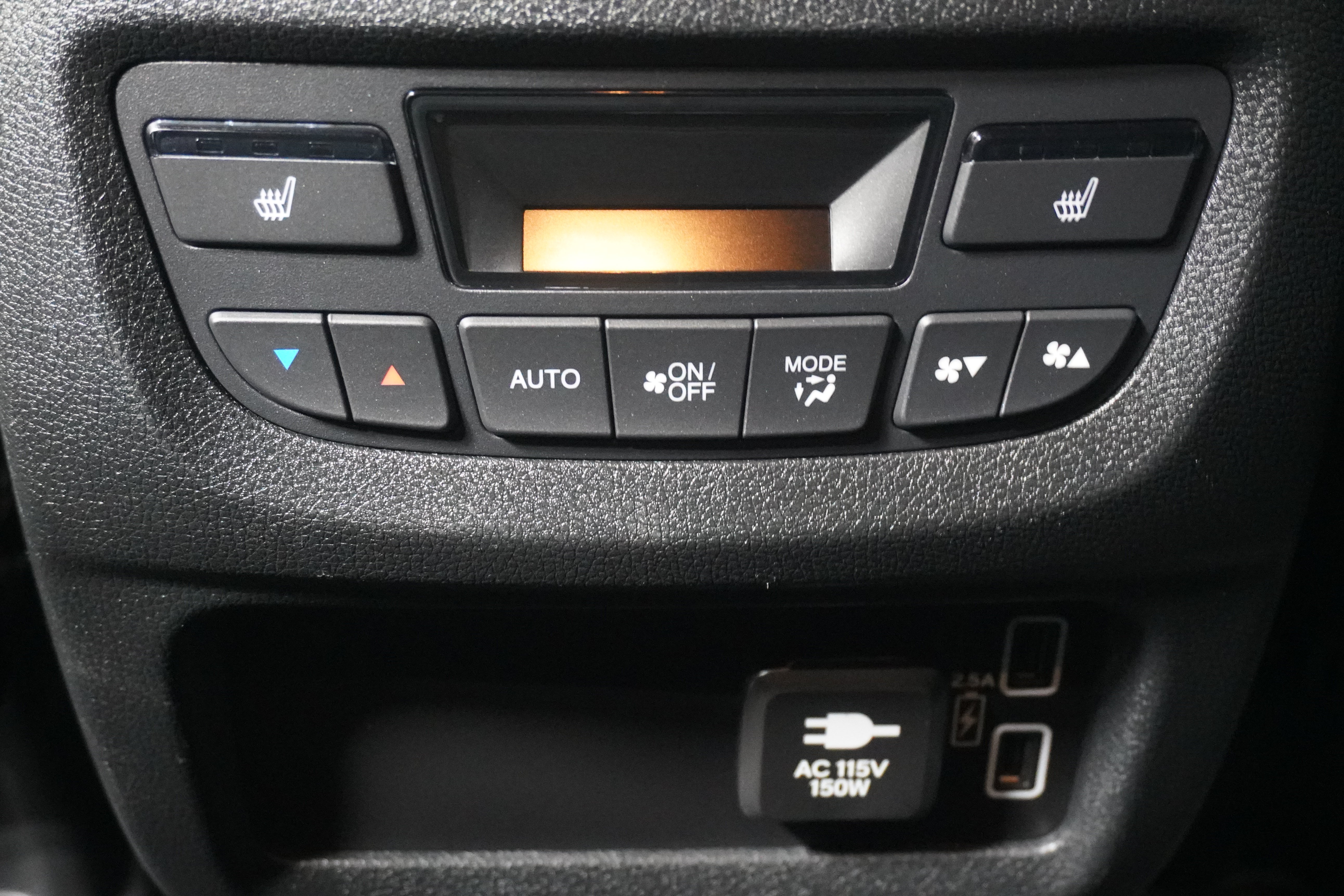 Used 2022 Honda Passport Elite image 14