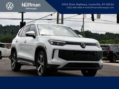 New 2025 Volkswagen Tiguan SE