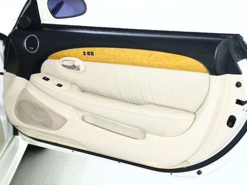 Used 2003 Lexus SC 430 Convertible image 34