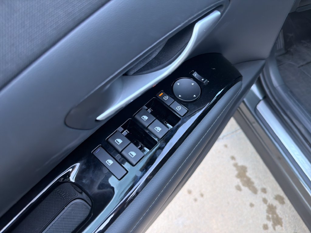 New 2026 Hyundai Tucson Limited AWD/4WD image 16