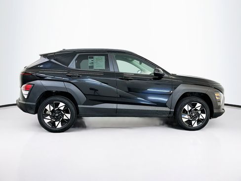 Used 2025 Hyundai Kona SEL image 10