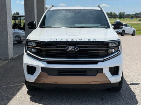 Used 2025 Ford Expedition Max King Ranch AWD/4WD image 15