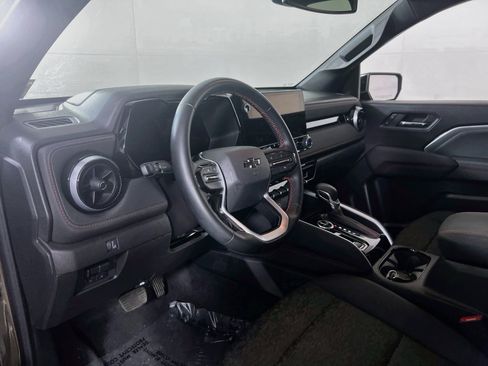 Used 2024 Chevrolet Colorado Z71 w/ Z71 Convenience Package 2 AWD/4WD image 9