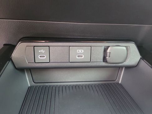 New 2026 Toyota Prius XSE image 21