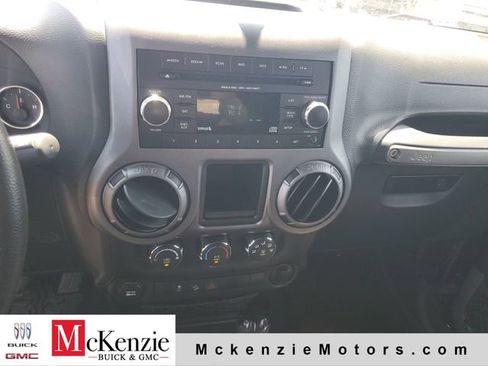 Used 2016 Jeep Wrangler Unlimited Sport AWD/4WD image 15