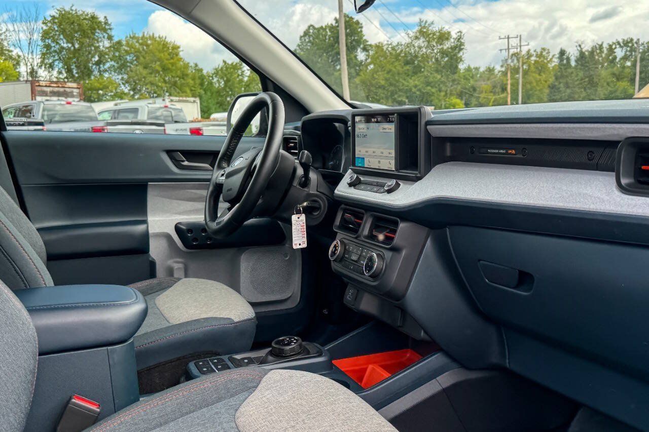 Used 2024 Ford Maverick XLT w/ XLT Luxury Package AWD/4WD image 12
