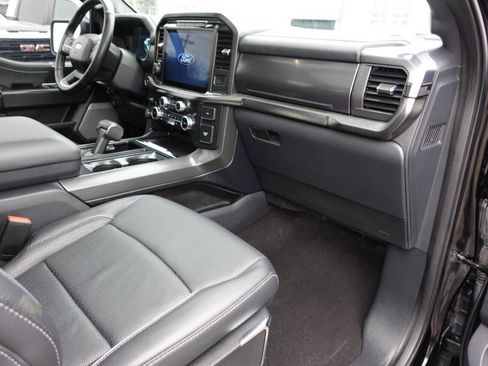 Used 2024 Ford F150 Lariat image 40
