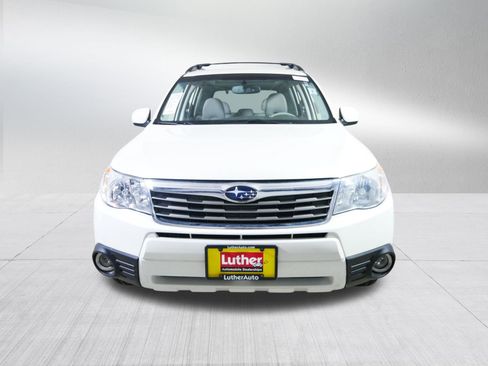 Used 2010 Subaru Forester 2.5X Limited w/ Popular Equipment Group 7B image 2