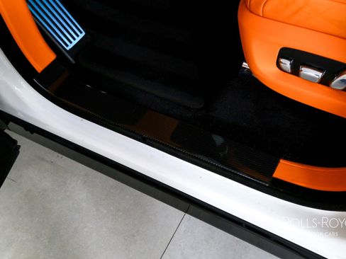 Certified 2025 Rolls-Royce Cullinan image 17