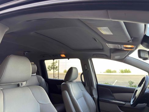 Used 2016 Honda Odyssey EX-L image 47