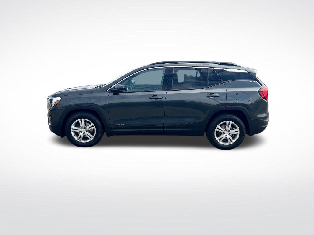 Used 2020 GMC Terrain SLE w/ Driver Convenience Package FWD image 2