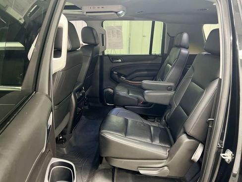 Used 2019 GMC Yukon XL SLT image 24