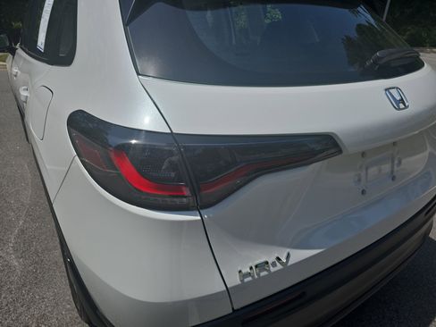 Used 2024 Honda HR-V LX image 35