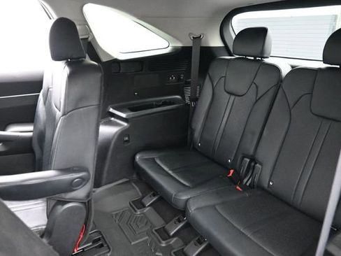 Used 2021 Kia Sorento S FWD image 26