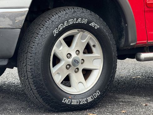 Used 2002 Ford F150 XLT image 14