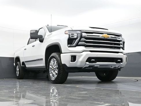 New 2025 Chevrolet Silverado 2500 High Country w/ High Country Premium Package AWD/4WD image 42