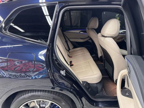 Used 2019 BMW X3 M40i image 17