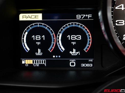 Used 2019 Ferrari 488 Pista Coupe RWD image 34