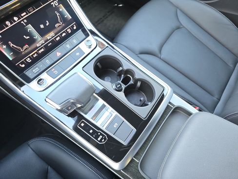 Certified 2025 Audi Q8 Premium Plus w/ Premium Plus Package image 23