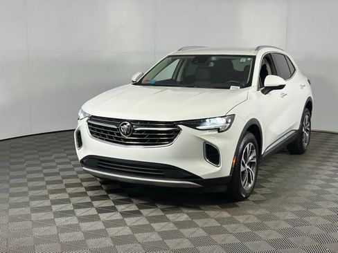 Used 2023 Buick Envision Essence image 3