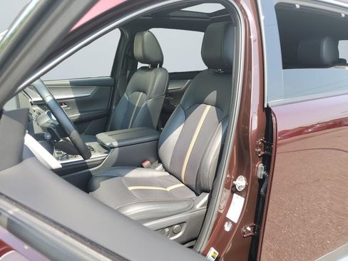 Used 2024 MAZDA CX-90 Plug-In Hybrid w/ Premium Plus AWD/4WD image 9
