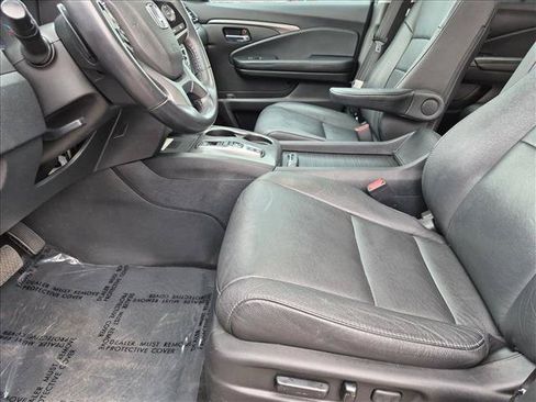 Used 2022 Honda Pilot Special Edition image 16