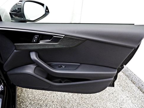 Used 2021 Audi A5 2.0T Premium image 11