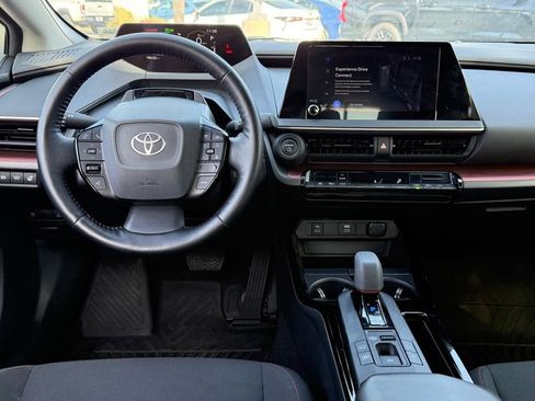 Used 2024 Toyota Prius Prime SE FWD image 30