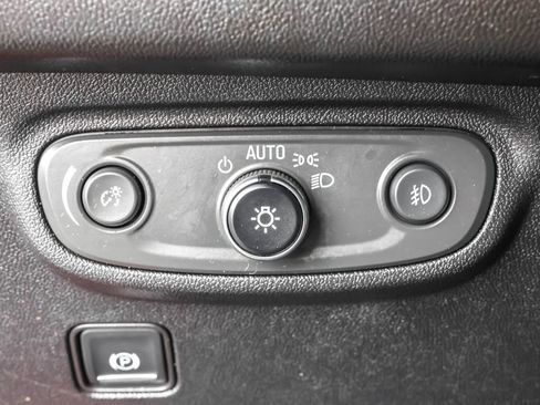 Used 2018 GMC Terrain SLT w/ Preferred Package FWD image 21