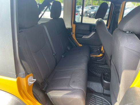 Used 2014 Jeep Wrangler Unlimited Sport w/ Quick Order Package 24S AWD/4WD image 32