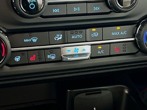 New 2026 Ford Bronco Outer Banks w/ Sasquatch Package AWD/4WD image 24