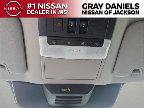 New 2026 Nissan Pathfinder Platinum w/ Accent Package FWD image 30