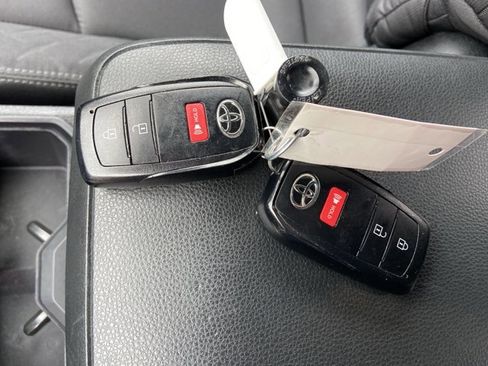 Used 2024 Toyota Tacoma SR image 38