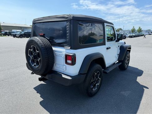 Used 2021 Jeep Wrangler Sport AWD/4WD image 11