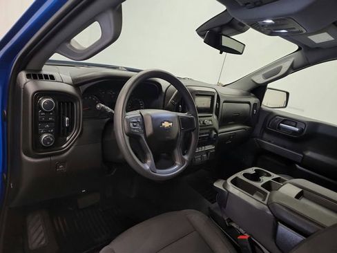 Used 2023 Chevrolet Silverado 1500 Custom AWD/4WD image 17