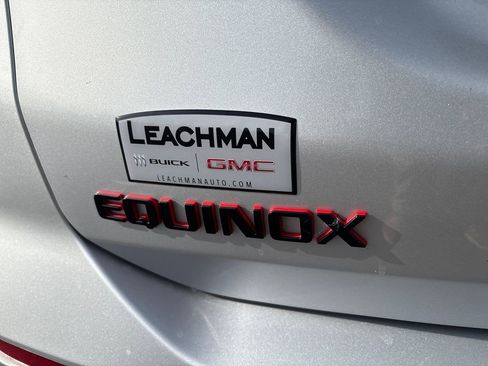 Used 2020 Chevrolet Equinox Premier w/ Premier Redline Edition image 11