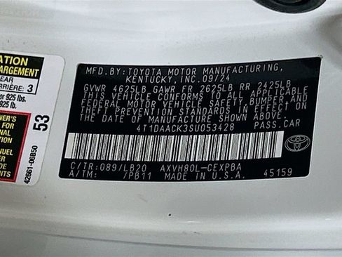 Used 2025 Toyota Camry XSE FWD image 30