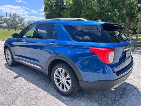 Used 2021 Ford Explorer Limited w/ Equipment Group 301A AWD/4WD image 5