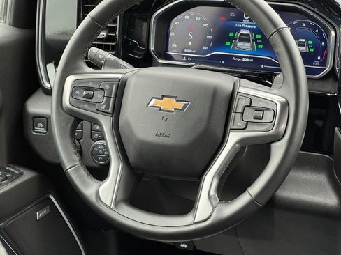 Certified 2024 Chevrolet Silverado 1500 LTZ AWD/4WD image 12