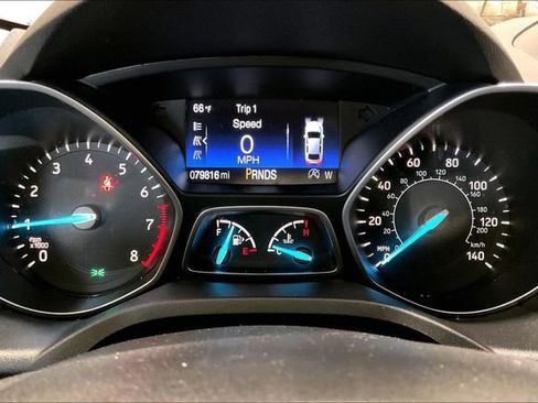 Used 2017 Ford Escape Titanium image 20