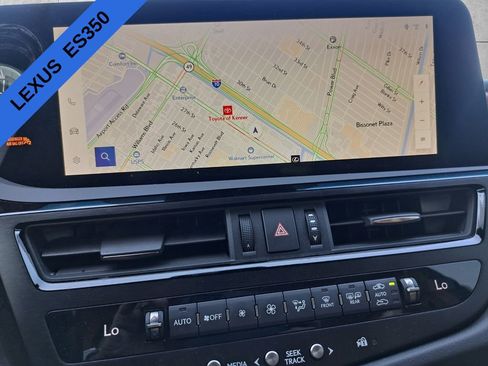 Used 2025 Lexus ES 350 w/ Premium Package image 9