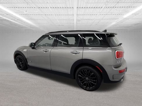 Used 2019 MINI Cooper Clubman S w/ Storage Package AWD/4WD image 3