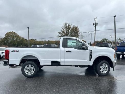 New 2026 Ford F350 XLT image 4