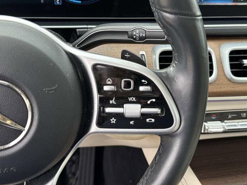Used 2021 Mercedes-Benz GLE 350 4MATIC image 24