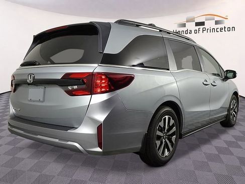 New 2026 Honda Odyssey EX-L image 3
