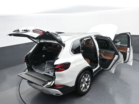 New 2026 BMW X5 xDrive40i AWD/4WD image 45