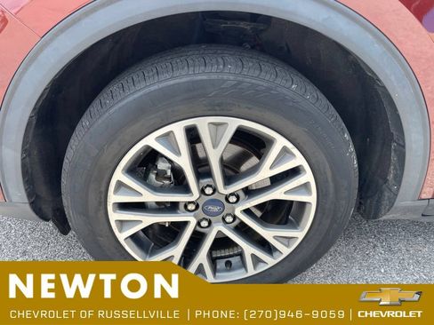 Used 2021 Ford Escape SEL AWD/4WD image 23