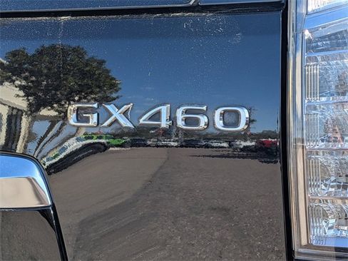 Used 2022 Lexus GX 460 Premium w/ Premium Plus Package image 12