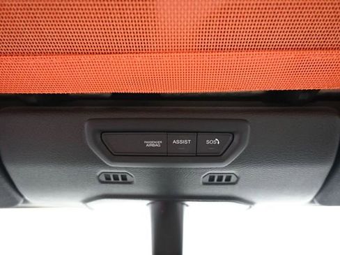 Used 2022 Jeep Gladiator Mojave w/ LED Lighting Group AWD/4WD image 32